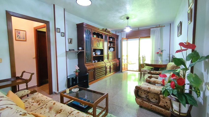 Piso en venta en CL Tibi